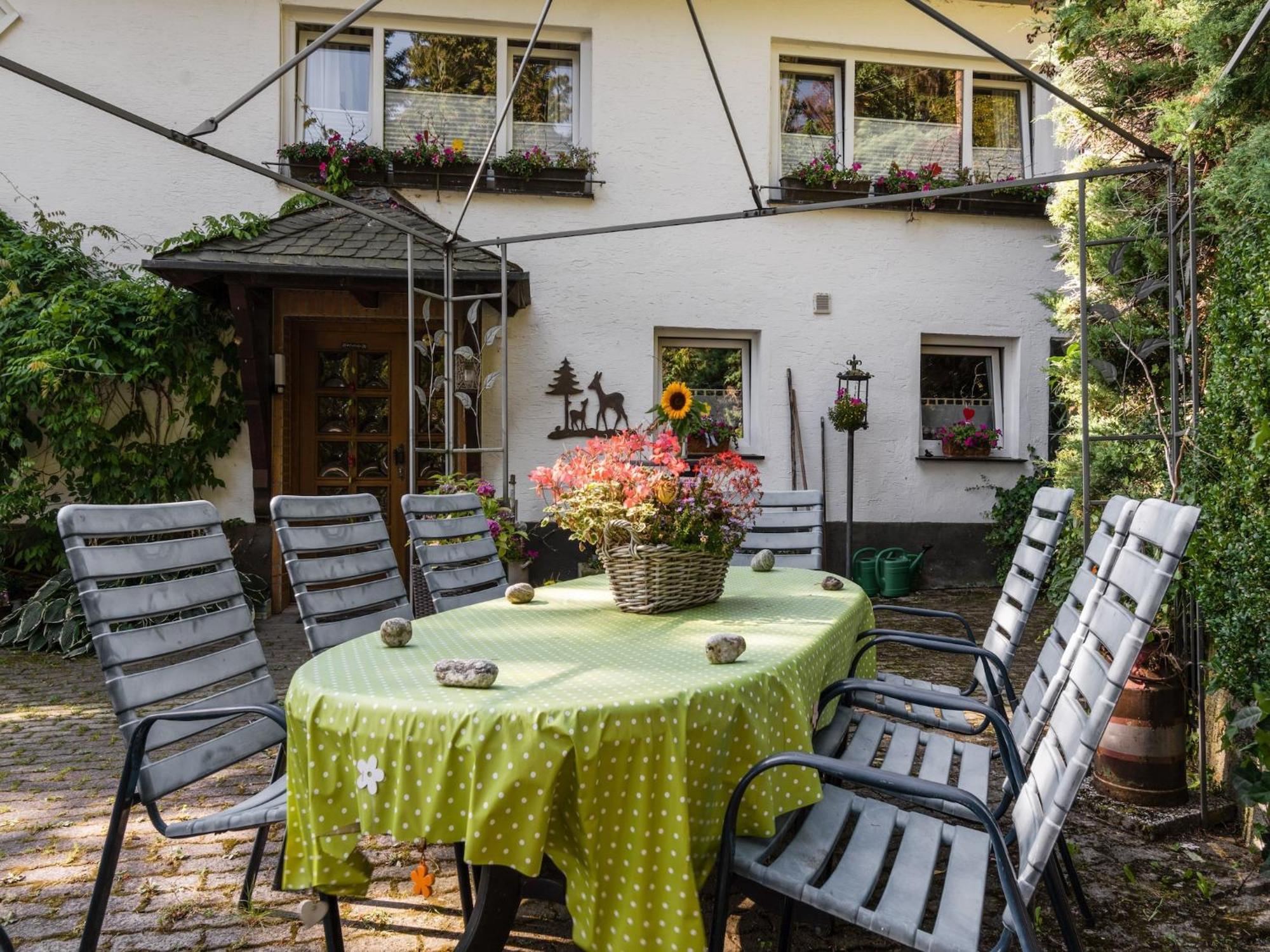Spacious Holiday Home in Menkhausen near Ski Area Schmallenberg Exterior foto
